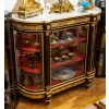 Rare Buffet vitrine en bois d'acajou et bronze doré, style Henry Dasson, XIXème siècle