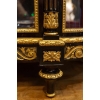 Rare Buffet vitrine en bois d'acajou et bronze doré, style Henry Dasson, XIXème siècle