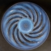 Coupe, Bol et Assiette « Poissons » verre opalescent de René LALIQUE | Biron Coupe, Bol et Assiette "Poissons" verre opalescent de René LALIQUE