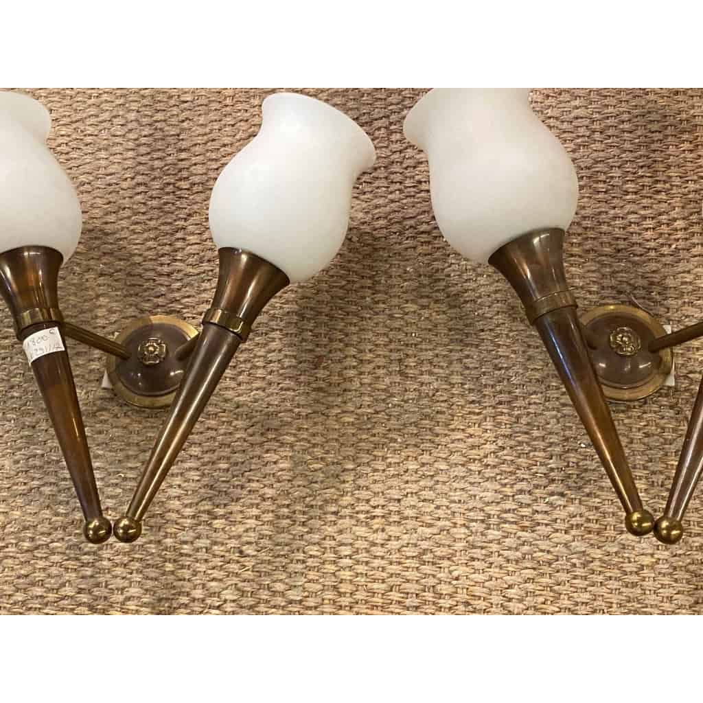 1920/50′ Paire De Lustres Bronze et Laiton Avec Flèche Style Arbus Par Maison Jansen 6 Ampoules | Biron 1920/50′ Paire De Lustres Bronze et Laiton Avec Flèche Style Arbus Par Maison Jansen 6 Ampoules