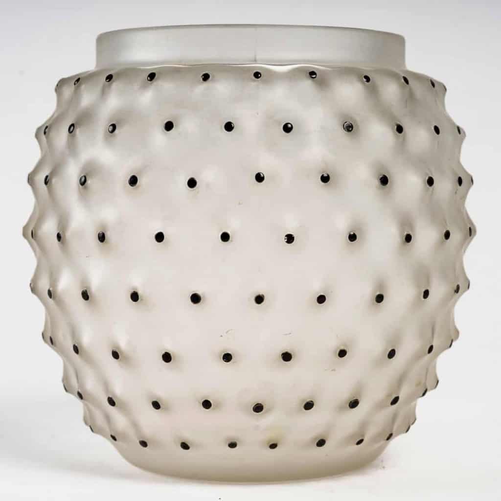 Vase « Cactus » verre blanc émaillé noir d’origine de René LALIQUE | Biron ||||||