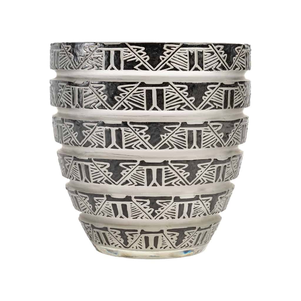 René Lalique : Vase « Lagamar » 1926 | Biron |||||||