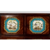 Porte bonheur en bois et plaqué porcelaine, d'époque fin XIXème siècle
