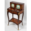 Porte bonheur en bois et plaqué porcelaine, d'époque fin XIXème siècle