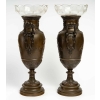 Paire de vases en bronze patiné et intérieur cristal , XIXème siècle | Biron Paire de vases en bronze patiné et intérieur cristal , XIXème siècle