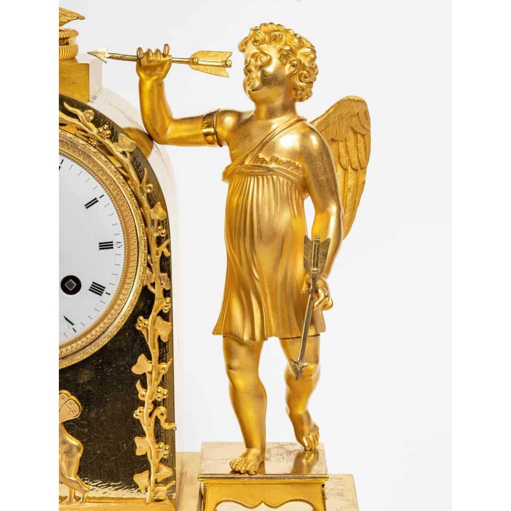 Pendule En Bronze Doré D’époque Restauration. | Biron Pendule En Bronze Doré D’époque Restauration.