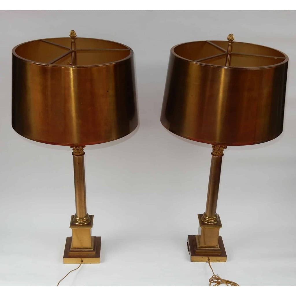 1950/70 Paire de Lampes Aux Colonnes Coryntiennes en Laiton et Bronze Signées Charles