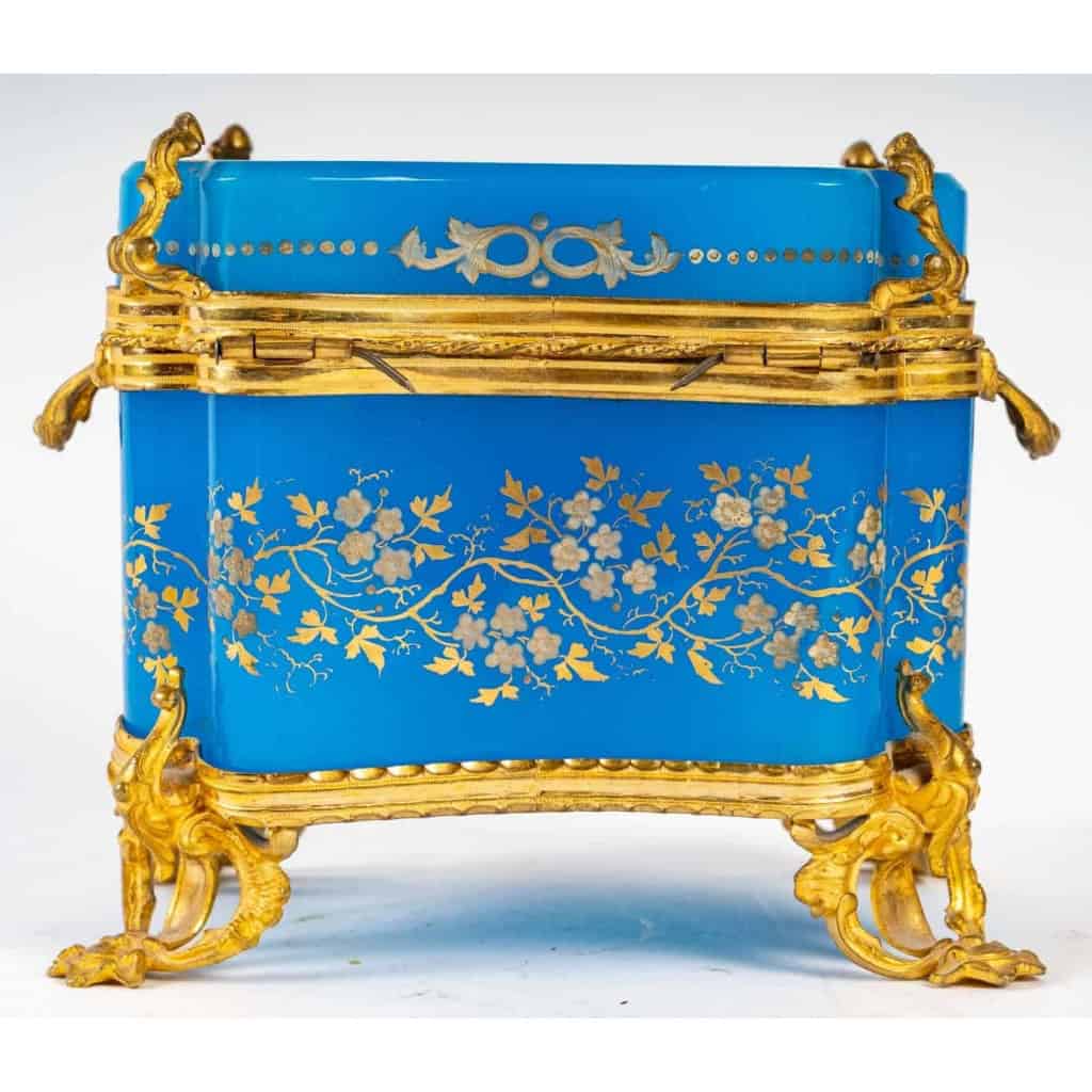 Coffret en opaline bleue et bronze doré d'époque, XIXème siècle