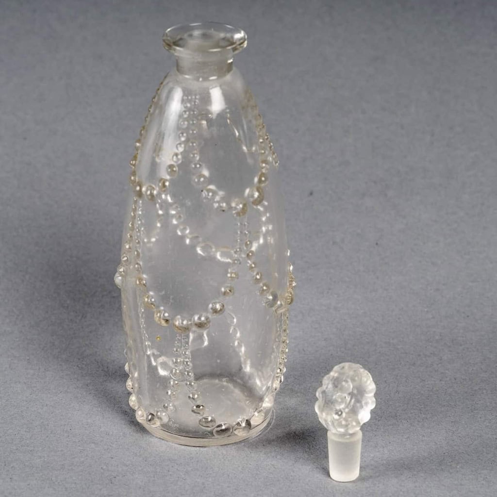 Flacon « Palerme » verre blanc de René Lalique | Biron Flacon "Palerme" verre blanc de René Lalique