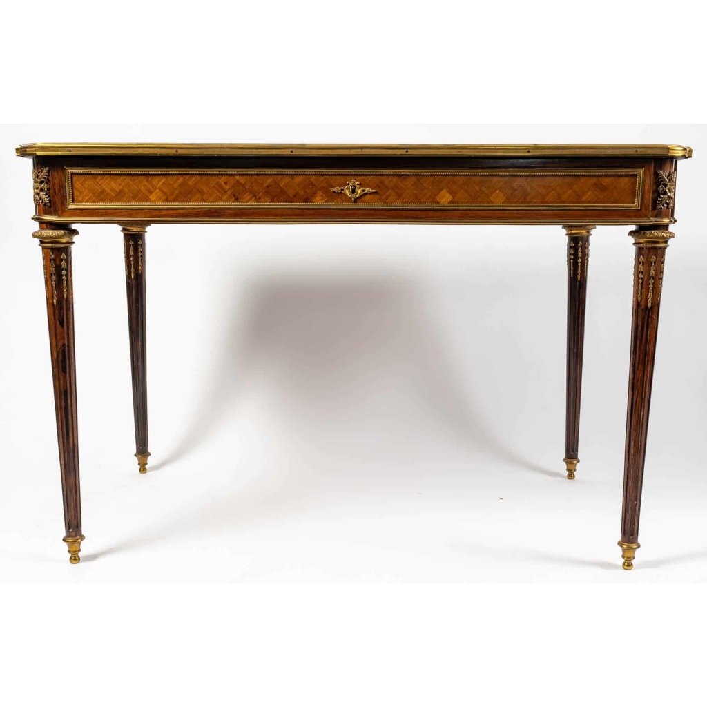 Bureau de style Louis XVI. | Biron ||||||||