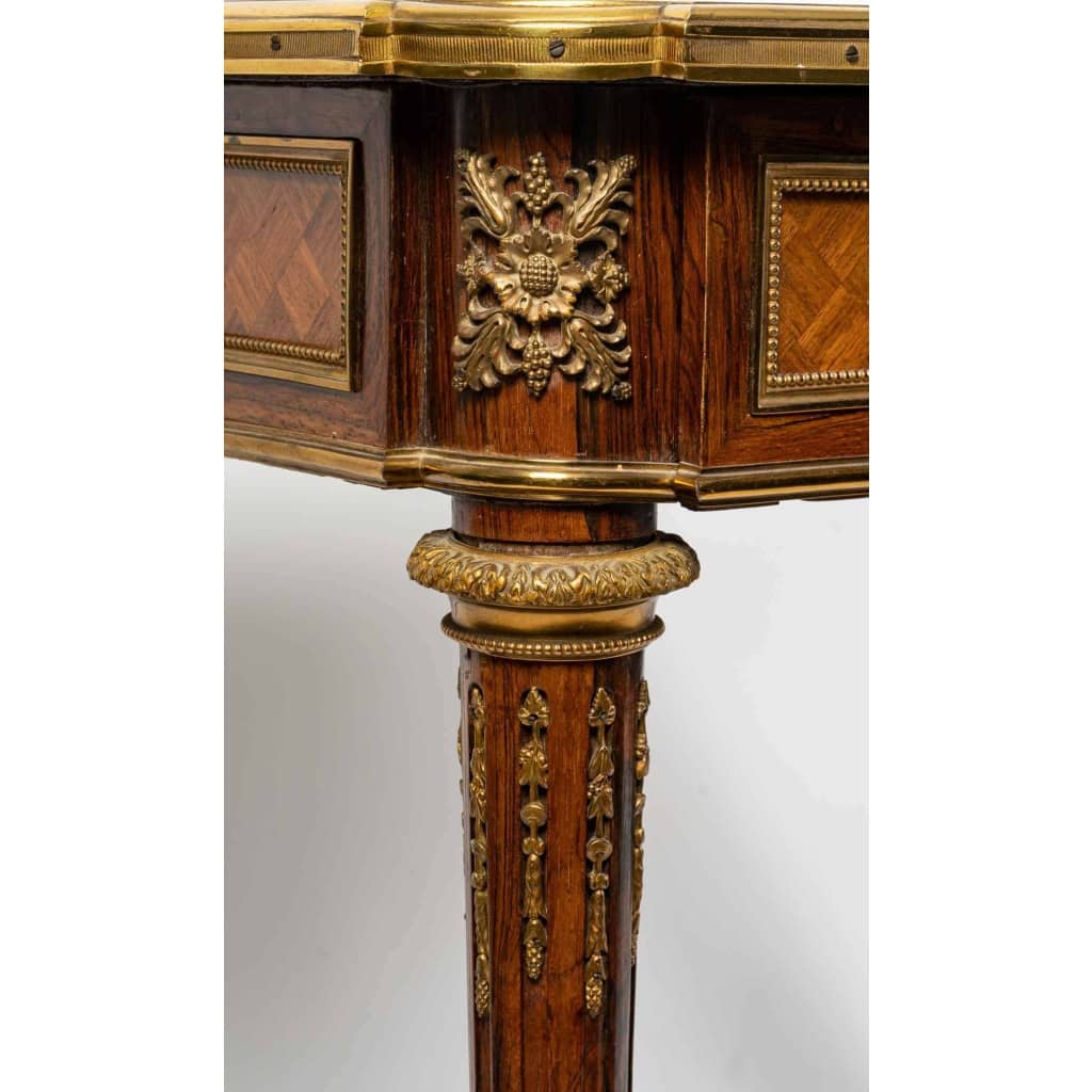 Bureau de style Louis XVI. | Biron Bureau de style Louis XVI.