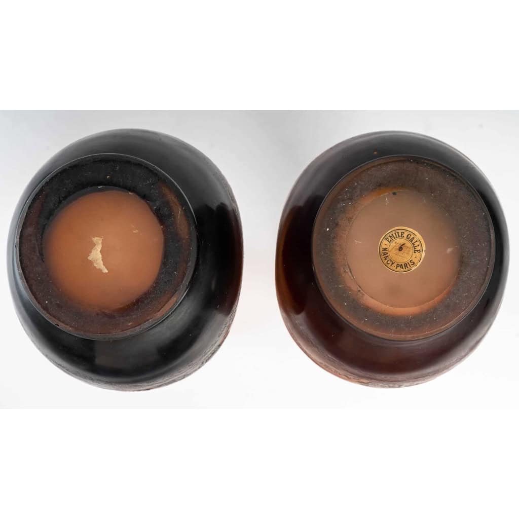 Paire de vases en pate de verre de Gallé, XXème siècle