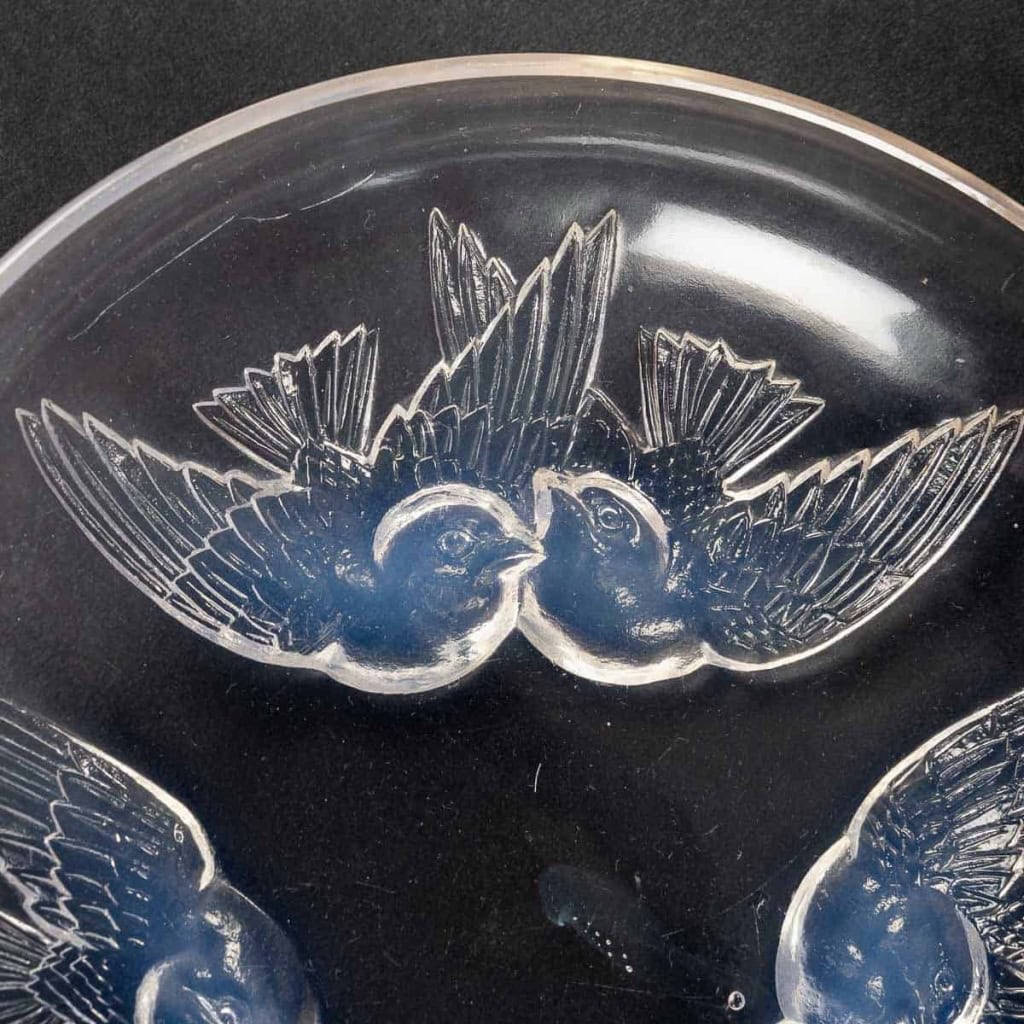 Coupe « Nonnettes » verre opalescent de René LALIQUE | Biron Coupe "Nonnettes" verre opalescent de René LALIQUE