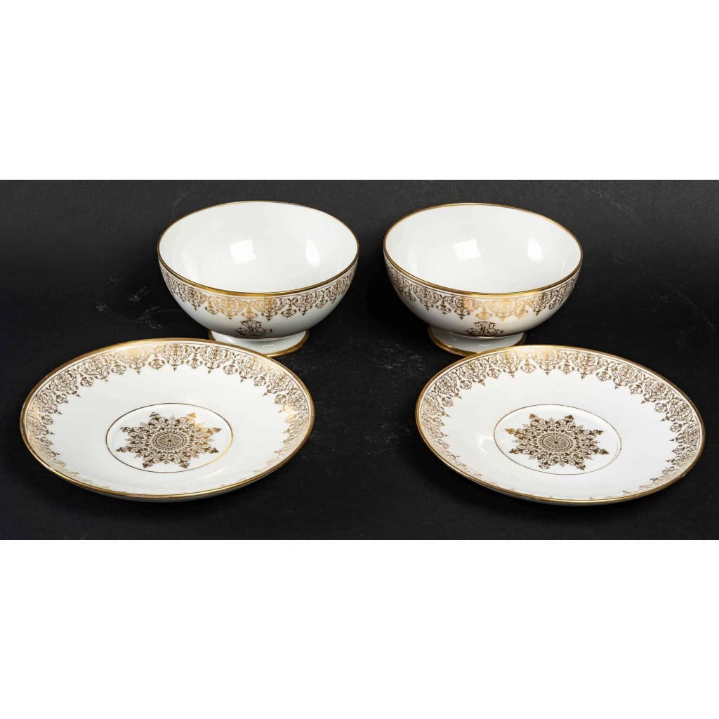 Paire de bols de Sèvres, 1869 / 1870 par Tristan Etienne Joseph | Biron Paire de bols de Sèvres, 1869 / 1870 par Tristan Etienne Joseph