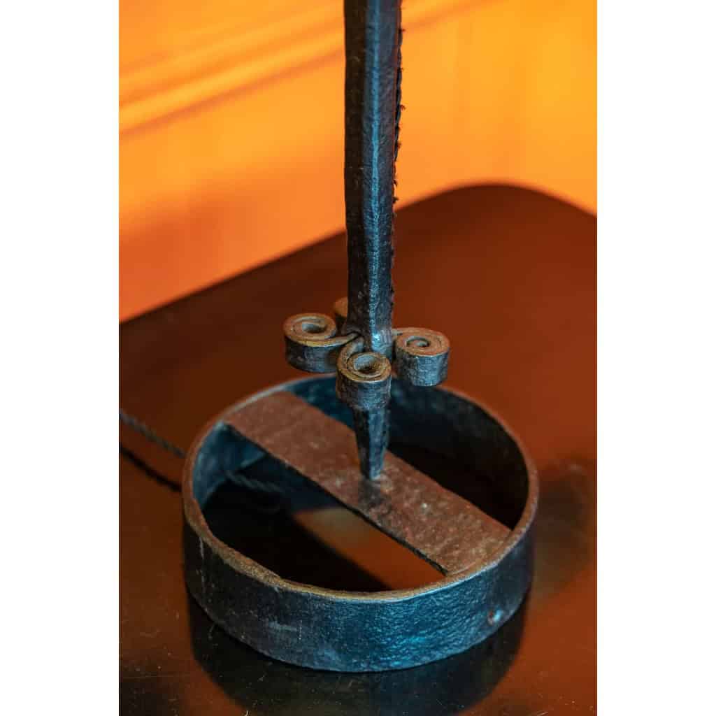 Jean Touret, Lampe en fer forgé, années 1950 | Biron Jean Touret, Lampe en fer forgé, années 1950