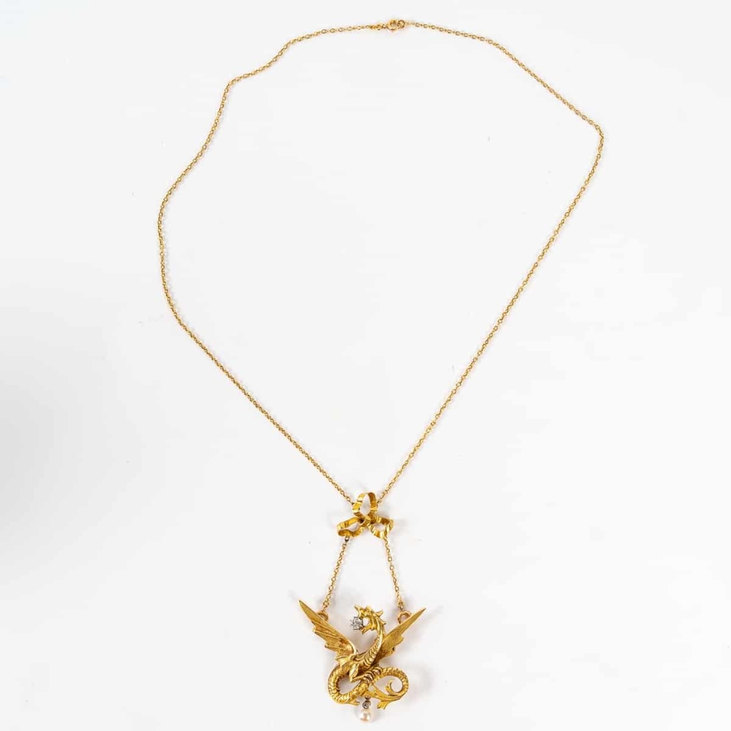 Pendentif « Chimère « Art-nouveau » pouvant se transformer en broche en or | Biron Pendentif « Chimère « Art-nouveau » pouvant se transformer en broche en or