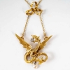 Pendentif « Chimère « Art-nouveau » pouvant se transformer en broche en or | Biron Pendentif « Chimère « Art-nouveau » pouvant se transformer en broche en or
