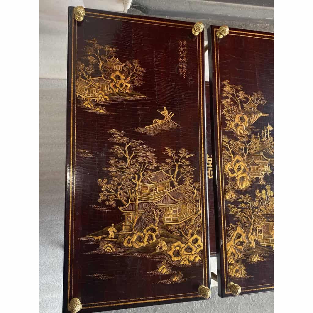 1950′ Paire de Tables Maison Baguès Décor Bambou en Bronze Doré Avec Plateaux Laque de Chine