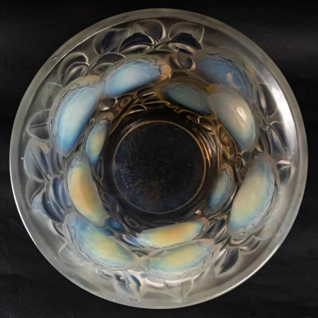 René Lalique (1860-1945) – Vase Opalescent « Oran » | Biron René Lalique (1860-1945) - Vase Opalescent "Oran"