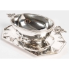 ORFEVRE Cardeilhac – Saucière sur son plateau en argent modèle fer de lance et mascarons XIXe | Biron Cardeilhac – Saucière sur son plateau en argent modèle fer de lance MASCARONS XIXe