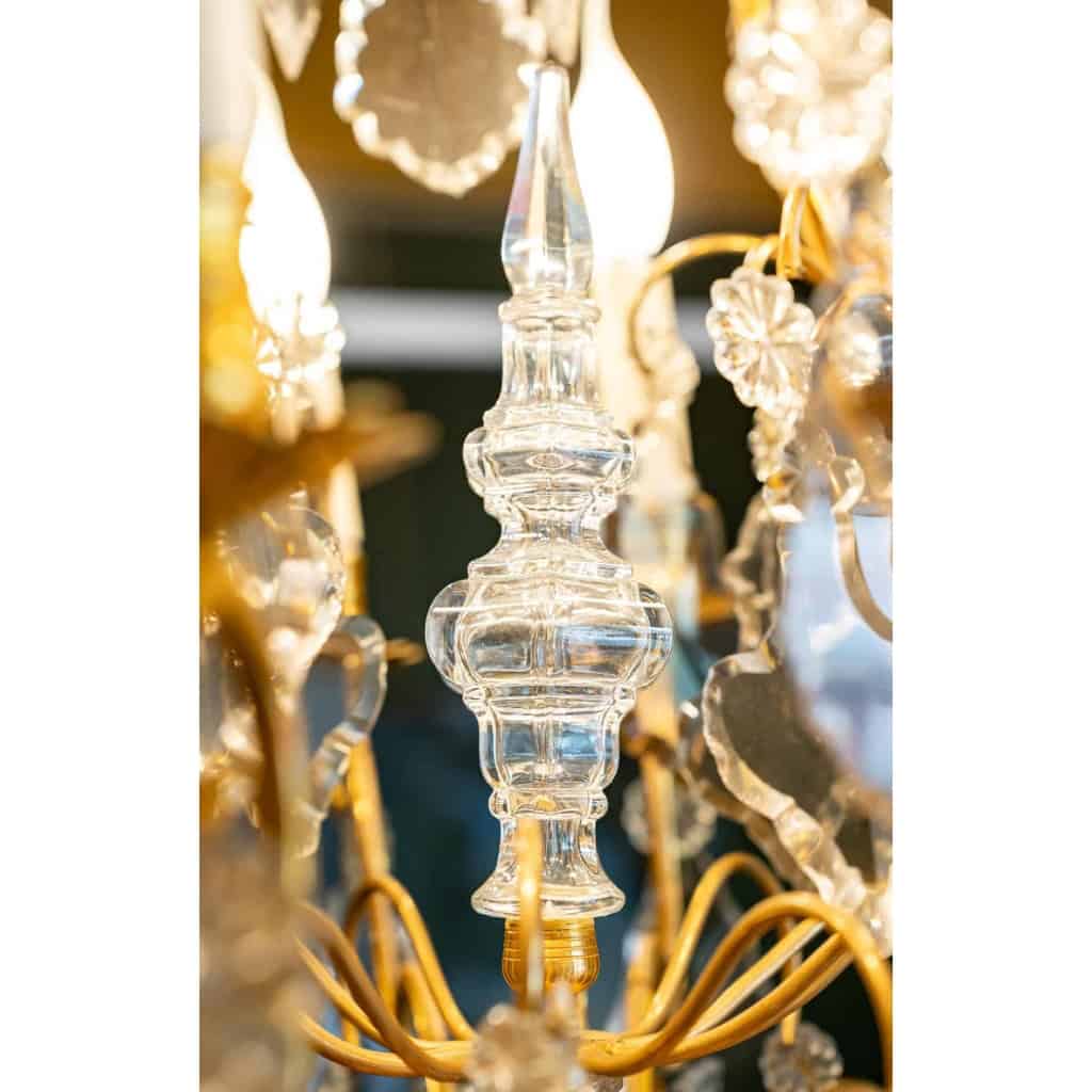 Grand Lustre De Style Louis XV En Cristal Et Bronze Doré. Circa 1900 | Biron Grand Lustre De Style Louis XV En Cristal Et Bronze Doré. Circa 1900