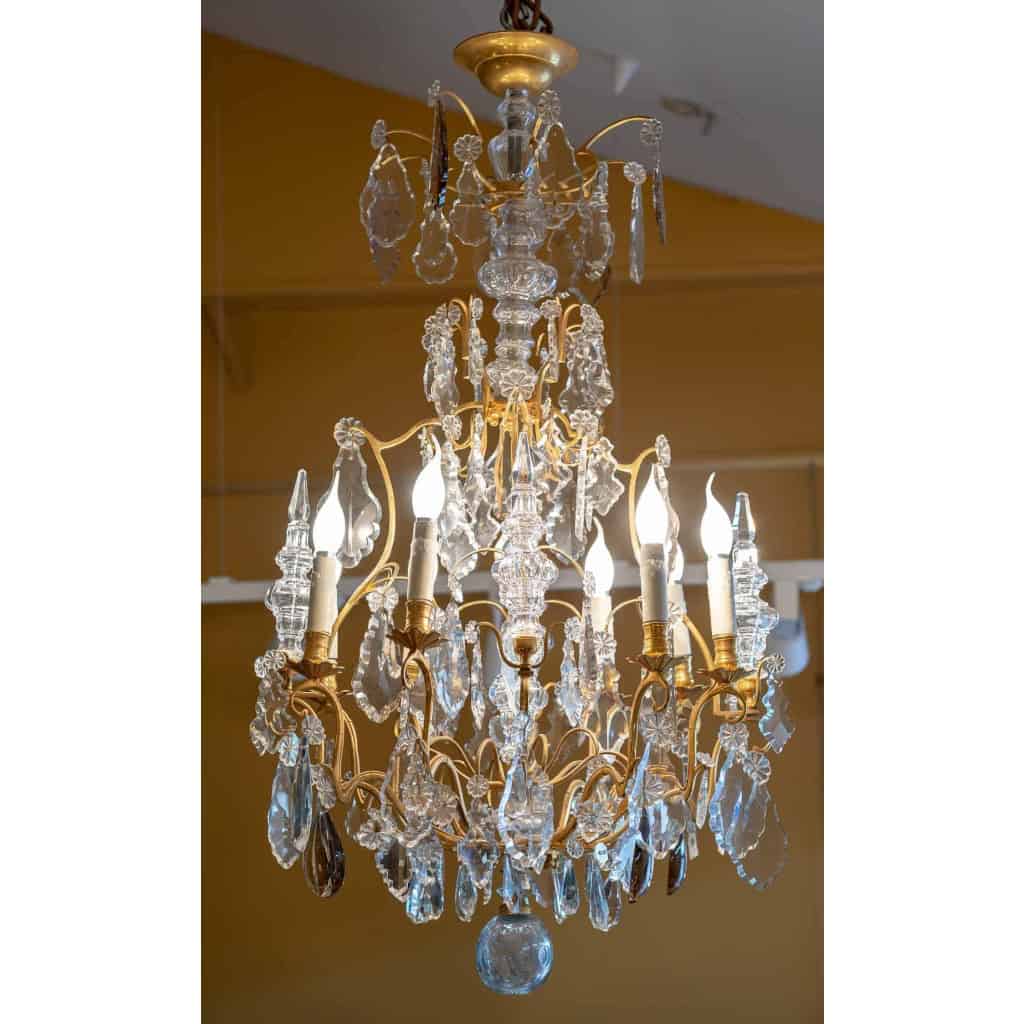 Grand Lustre De Style Louis XV En Cristal Et Bronze Doré. Circa 1900 | Biron Grand Lustre De Style Louis XV En Cristal Et Bronze Doré. Circa 1900