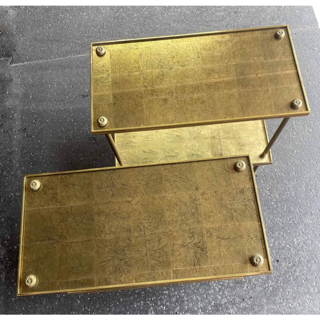 1950/70′ Paire De Bouts De Canapé Rectangulaires Maison Baguès Laiton et Bronze Plateaux Feuilles d or Fixées Sous Verre | Biron 1950/70′ Paire De Bouts De Canapé Rectangulaires Maison Baguès Laiton et Bronze Plateaux Feuilles d or Fixées Sous Verre