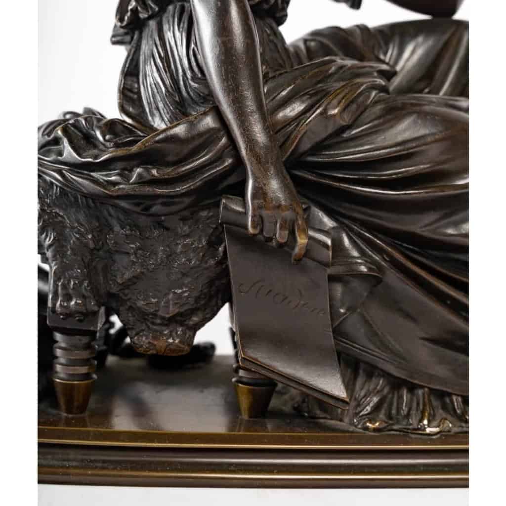 Bronze de Pradier à patine brune, XIXème siècle | Biron Bronze de Pradier à patine brune, XIXème siècle