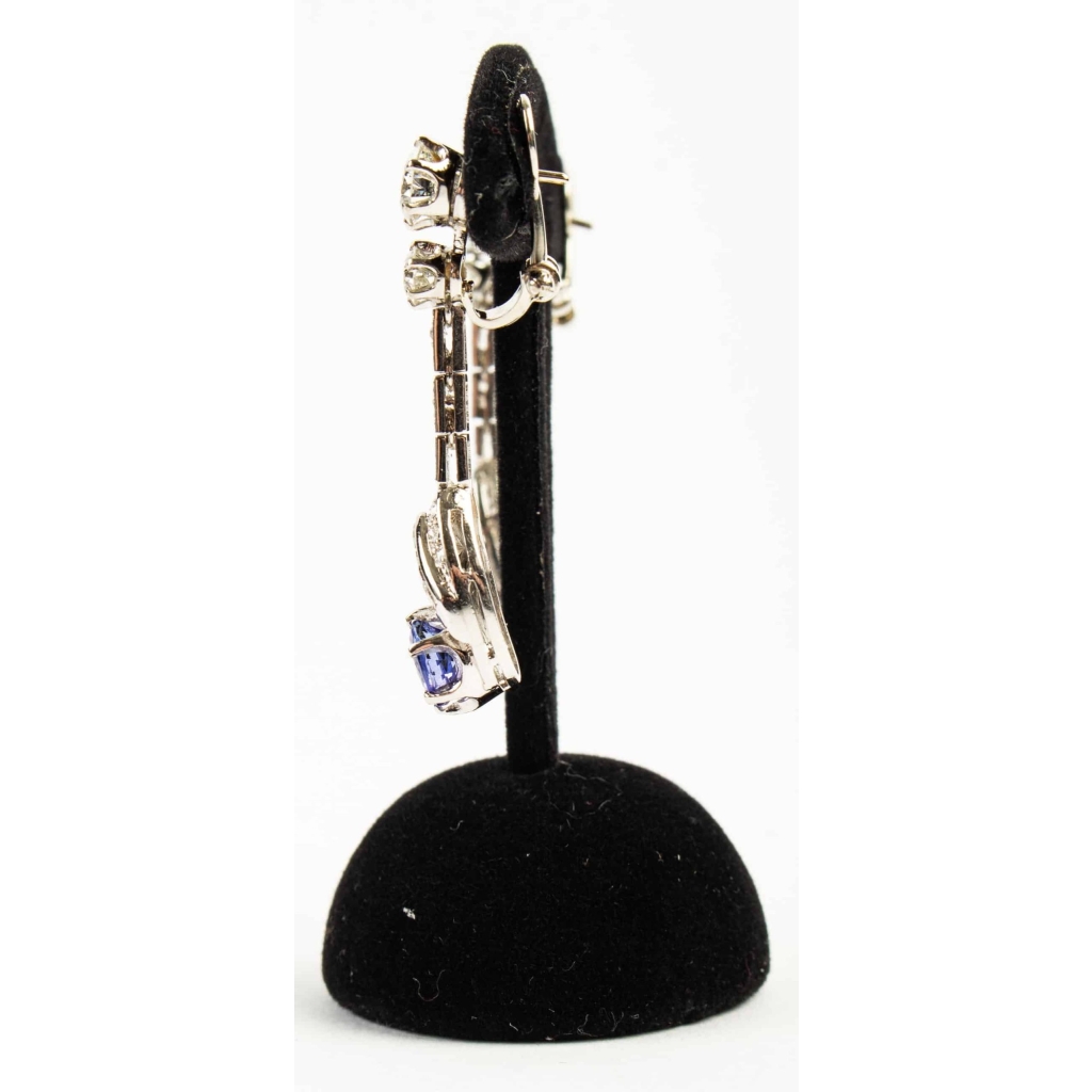 Pendants d’oreille en platine serties de diamants | Biron Pendants d'oreille en platine serties de diamants