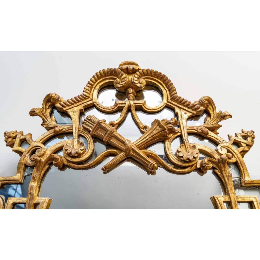 Exceptionnel miroir à parclose d’époque Louis XIV, Fin XVIIème siècle | Biron Exceptionnel miroir à parclose d'époque Louis XIV, Fin XVIIème siècle