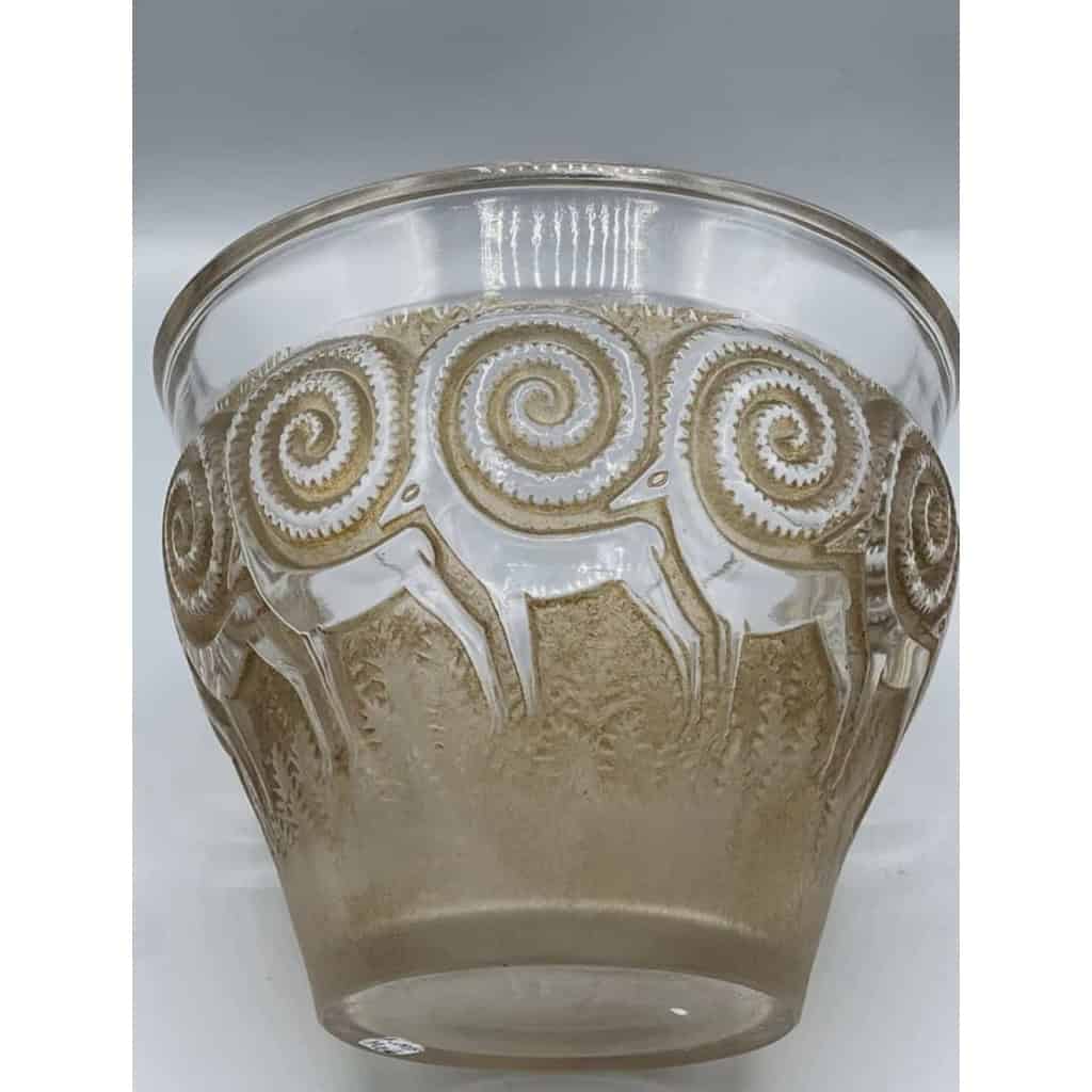Rene Lalique: Rennes Vase 1933