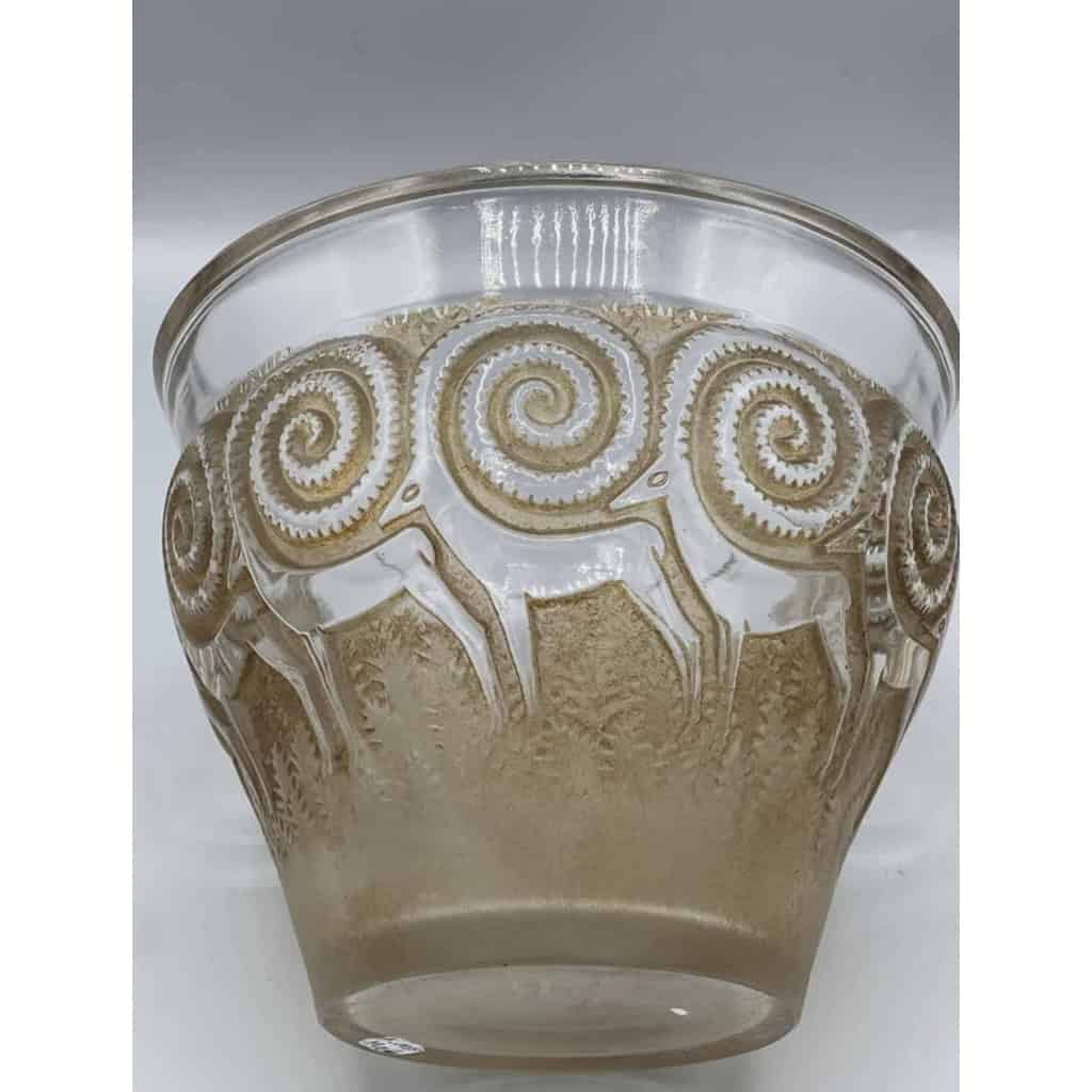 Rene Lalique: Rennes Vase 1933
