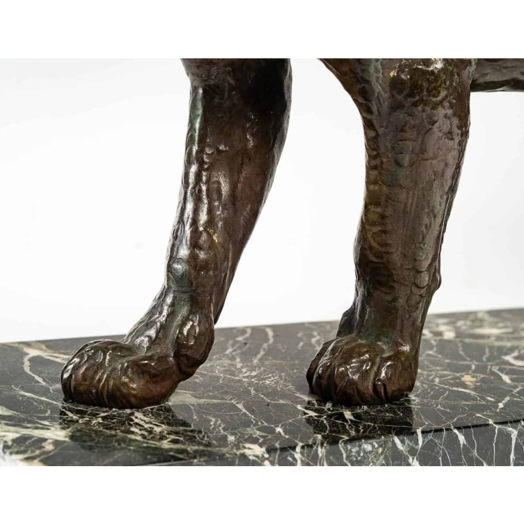 Bronze lion et lionne, marbre vert, début XXème siècle | Biron Bronze lion et lionne, marbre vert, début XXème siècle