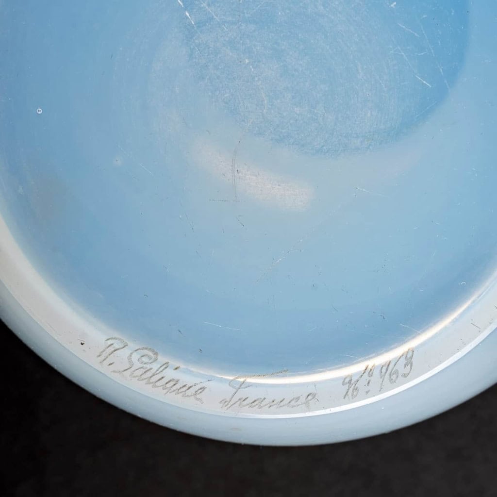 Vase « Tourterelles » verre opalescent de René LALIQUE | Biron Vase "Tourterelles" verre opalescent de René LALIQUE