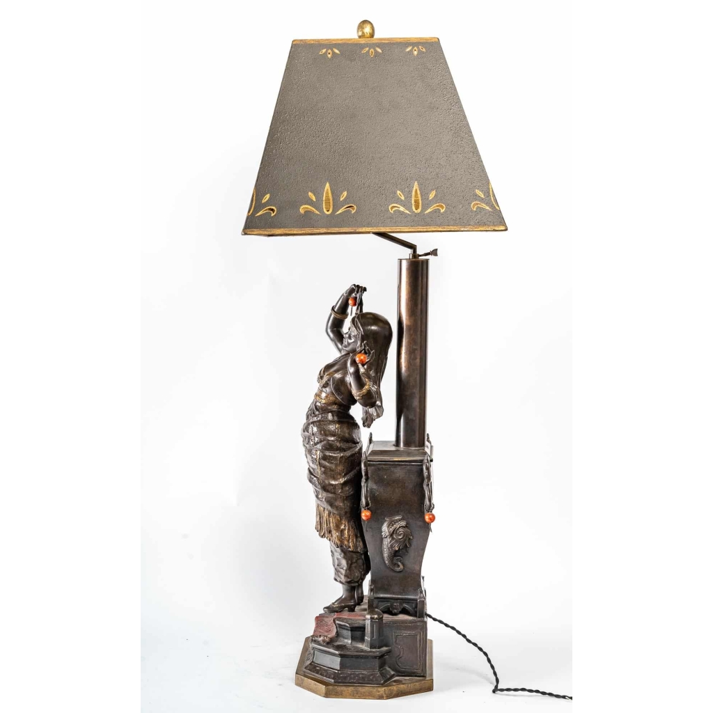 Lampe en régule, sujet orientaliste, XIXème siècle
