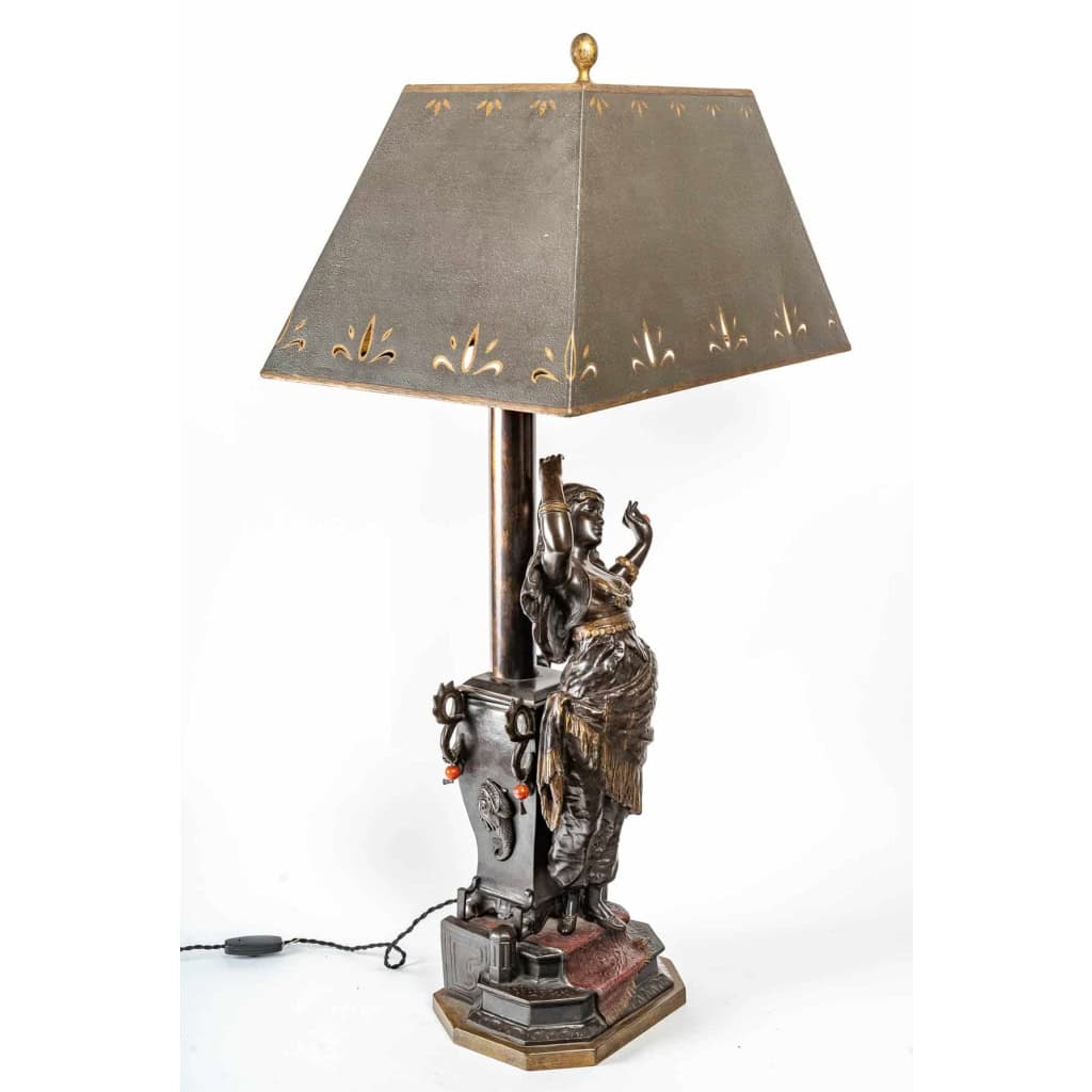 Lampe en régule, sujet orientaliste, XIXème siècle