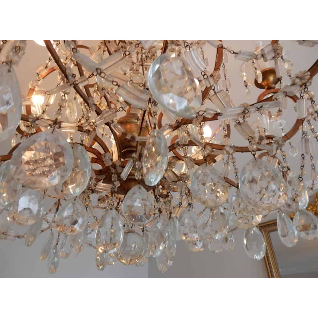 1950′ Lustre Cage Italie à 12 Lumières Bois Doré Et Cristal Diamètre 90 X Hauteur 100 cm | Biron 1950′ Lustre Cage Italie à 12 Lumières Bois Doré Et Cristal Diamètre 90 X Hauteur 100 cm
