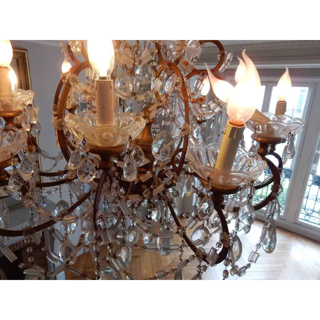 1950′ Lustre Cage Italie à 12 Lumières Bois Doré Et Cristal Diamètre 90 X Hauteur 100 cm | Biron 1950′ Lustre Cage Italie à 12 Lumières Bois Doré Et Cristal Diamètre 90 X Hauteur 100 cm