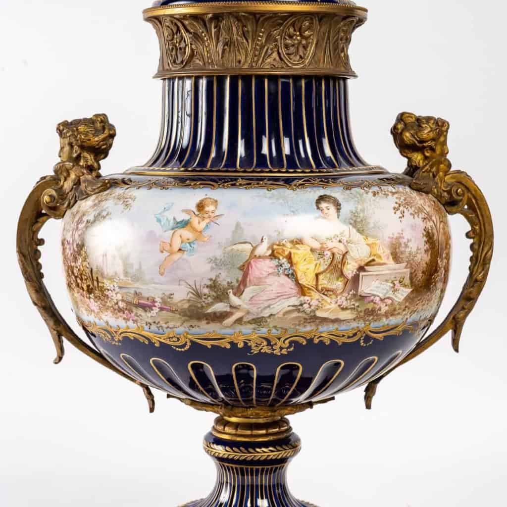 Vase en bronze et porcelaine, XIXème siècle