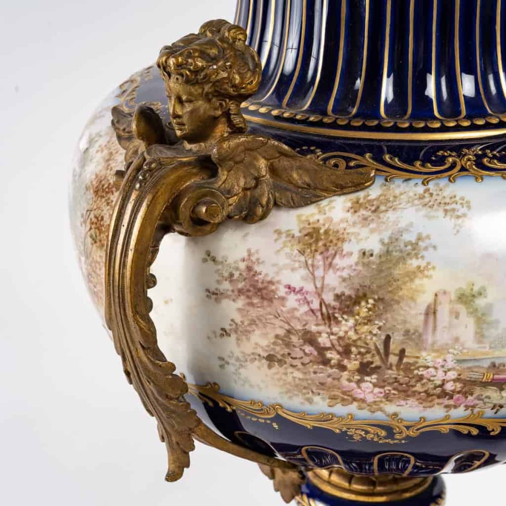 Vase en bronze et porcelaine, XIXème siècle