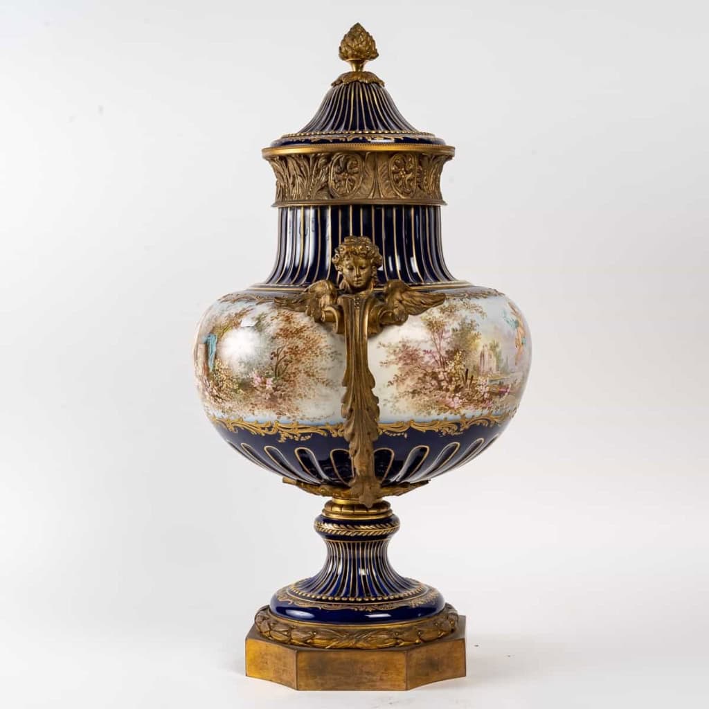 Vase en bronze et porcelaine, XIXème siècle