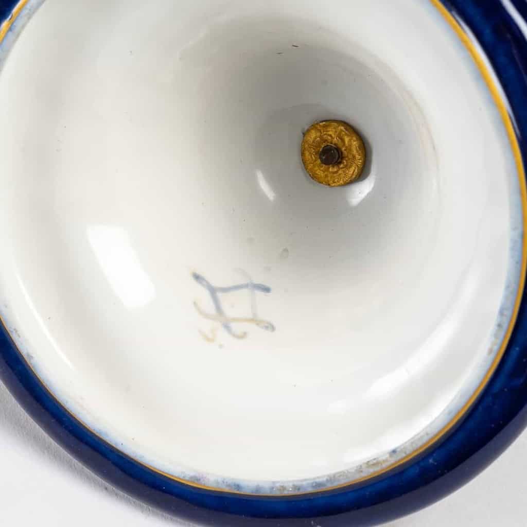 Vase en bronze et porcelaine, XIXème siècle