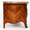 Une commode Miniature fin XIXème siècle | Biron Une commode Miniature fin XIXème siècle