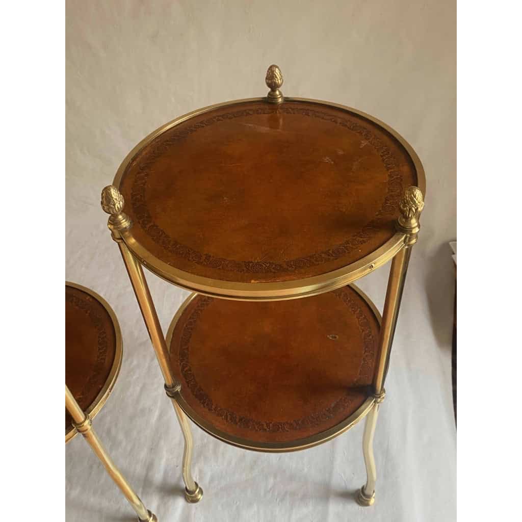 1970′ Paire De Guéridons Ou Sellettes Rondes Bronze Doré 2 Plateaux Gainés De Cuir Maison Jansen, Baguès Ou Charles | Biron 1970′ Paire De Guéridons Ou Sellettes Rondes Bronze Doré 2 Plateaux Gainés De Cuir Maison Jansen, Baguès Ou Charles