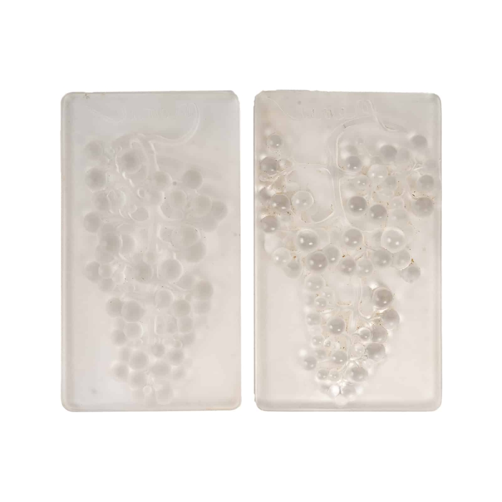 René Lalique (1860-1945) : 2 Menus « Raisin Chasselas », « Raisin Muscat » | Biron ||||||