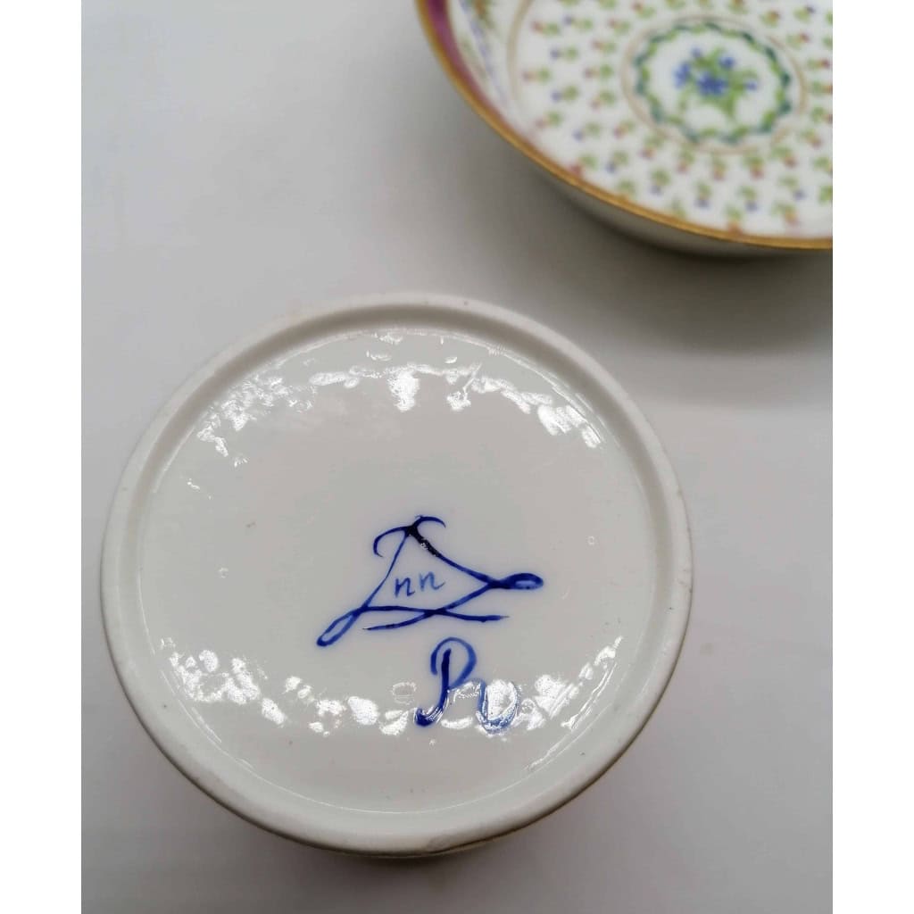 Sèvres – Tasse En Pâte Tendre – 1790 | Biron Sèvres - Tasse En Pâte Tendre - 1790