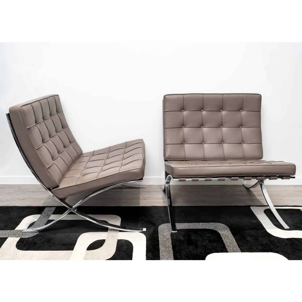 Paire de fauteuils « Barcelona » de MIES VAN DER ROHE | Biron Paire de fauteuils "Barcelona" de MIES VAN DER ROHE