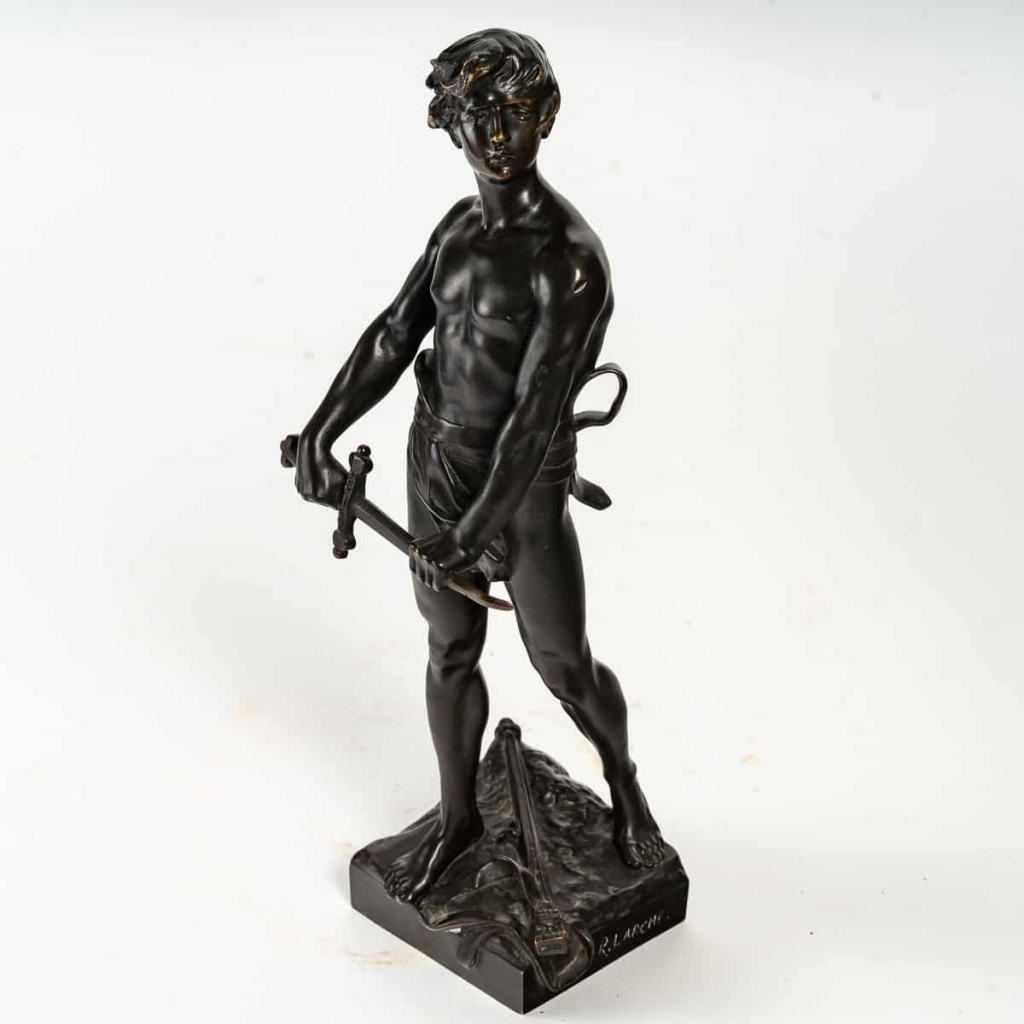 Bronze d’un Guerrier avec son Epée de François-Raoul Larche | Biron Bronze d’un Guerrier avec son Epée de François-Raoul Larche