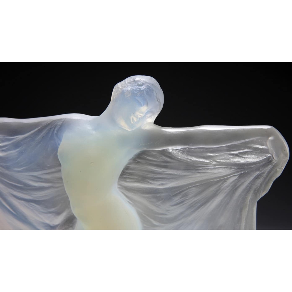 R.Lalique : Statuette « THAIS » Opalescente,1925 | Biron R.Lalique : Statuette "THAIS" Opalescente,1925