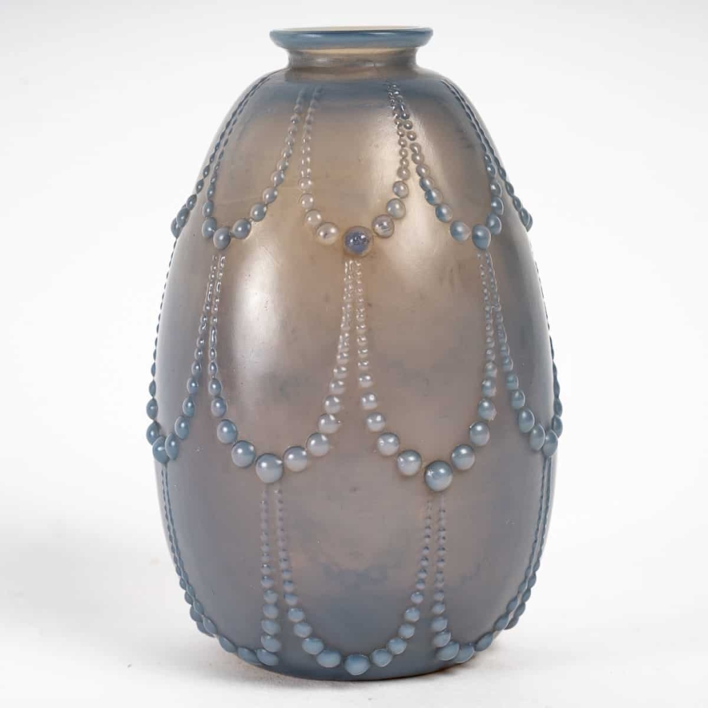 Vase « Perles » verre agate de René LALIQUE | Biron Vase « Perles » verre agate de René LALIQUE